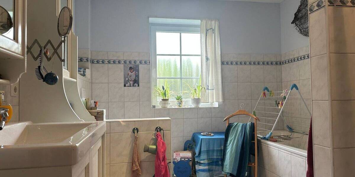 Mehrfamilienhaus, Wohnhaus Tating Lokert - 8 Zimmer, 189 m&sup2;, 640.000&euro; | Angebot:25669651